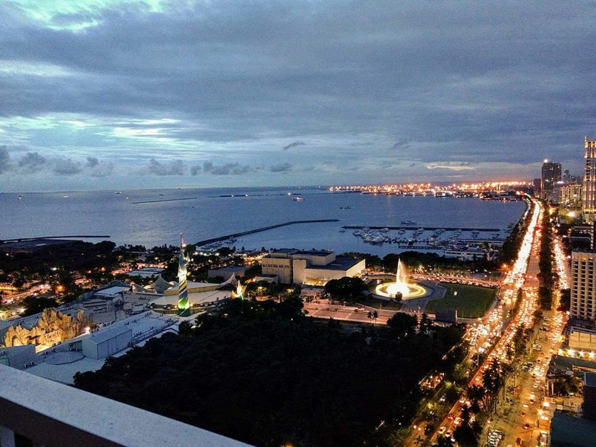 Seabreeze Residences At Breeze Residences Pasay Ngoại thất bức ảnh